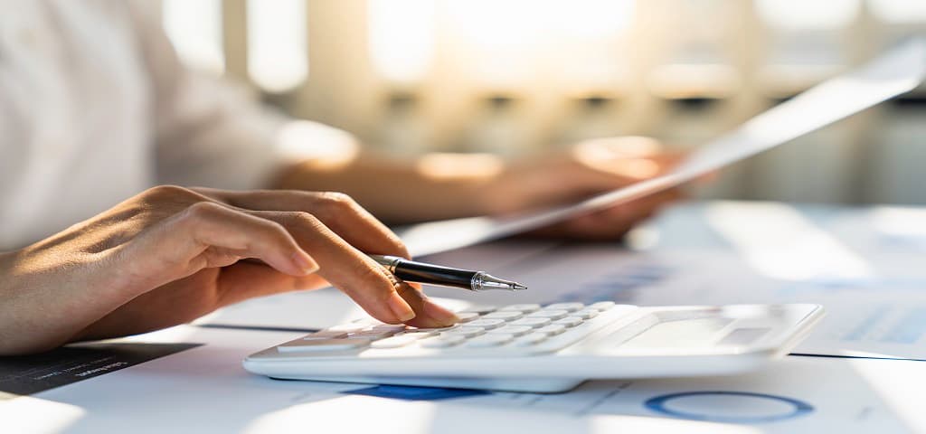 Unraveling the Complexity of Tax and Bookkeeping Services ?